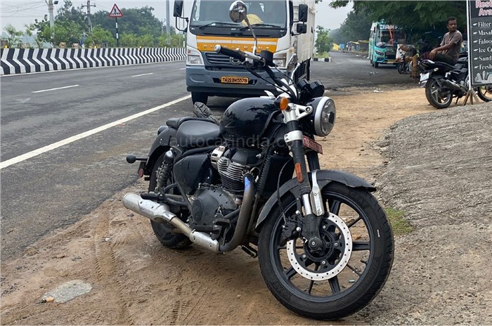 Royal Enfield Super Meteor 650