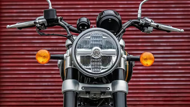 Royal Enfield Super Meteor 650