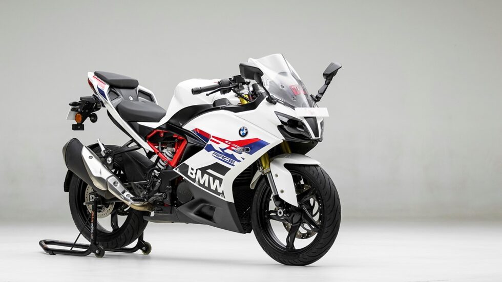 BMW G310 RR Price - Mileage, Images, Specification - BikeKhoj