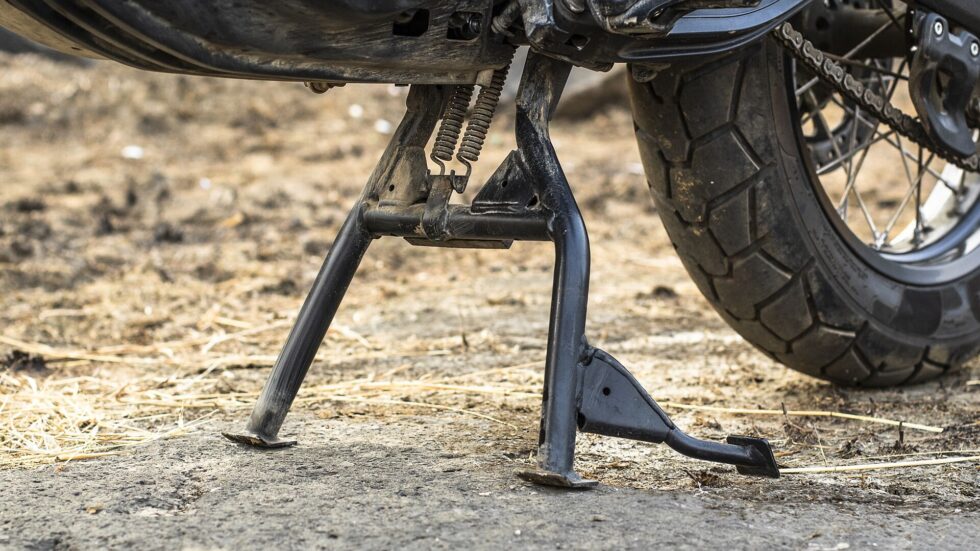 Paire De Repose-pieds Arrière Pour Royal Enfield Himalayan 450 (2023-2024) – Noir, Métal, Installation Facile